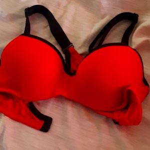 Victoria secret bra. Red